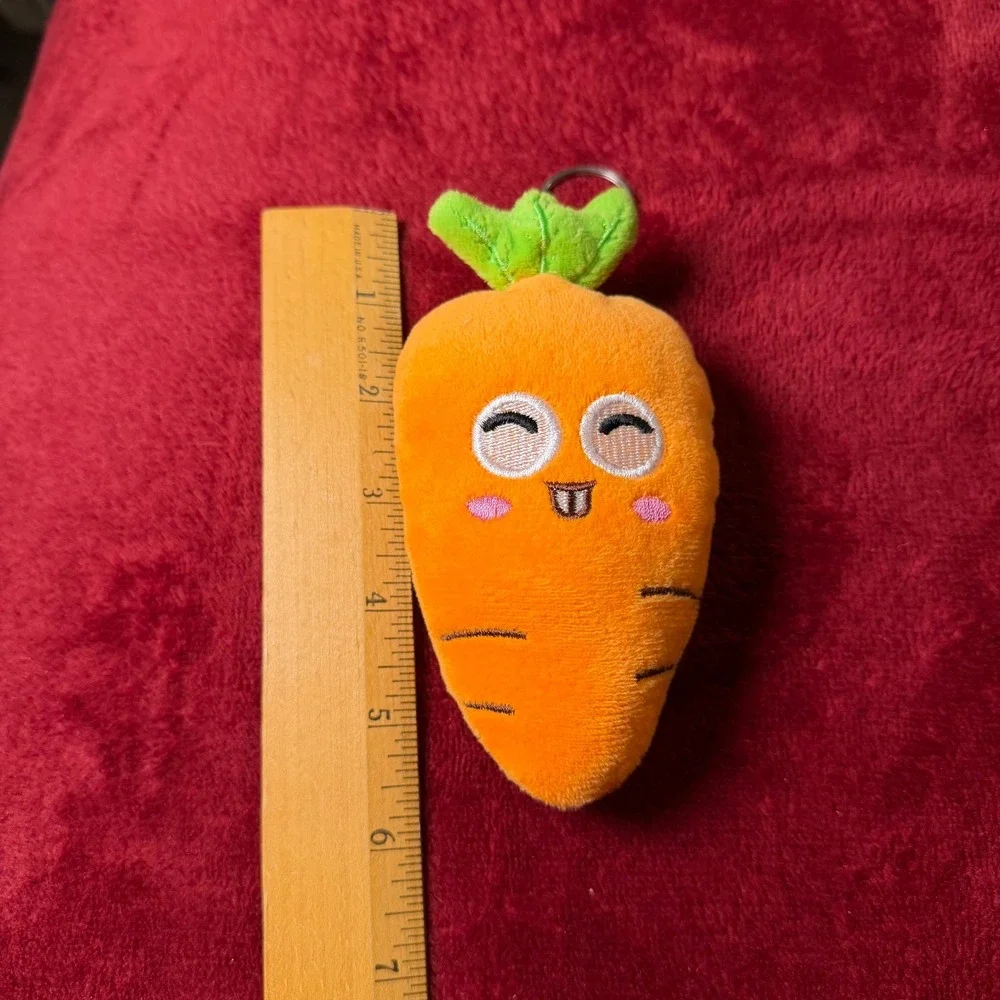 Orange Plush Carrot Keychain Cute Embroidered Smiling Vegetable Bag Charm 5.5